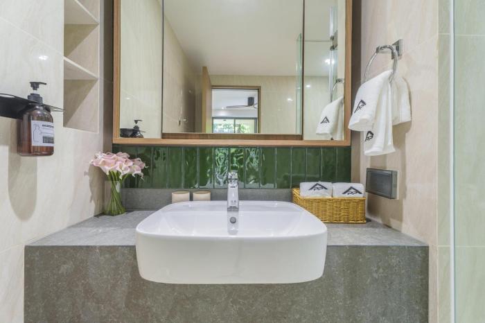 laguna beachfront 3br cozy condo