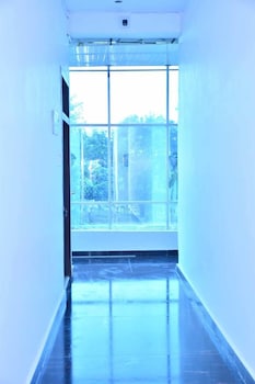 Hotel Grand Inn,,2 star