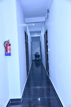 Hotel Grand Inn,,2 star