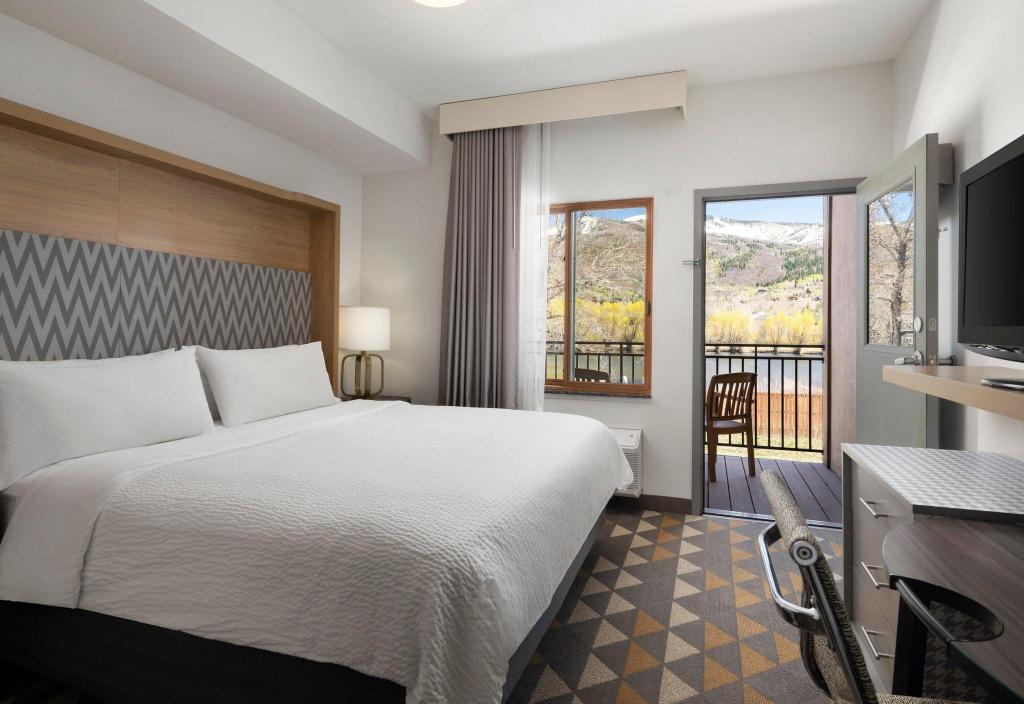 holiday inn steamboat springs by ihg