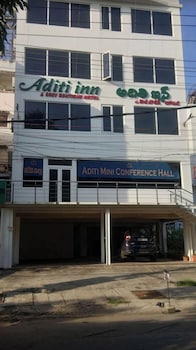 Sri Aditi Inn,,3 star