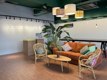 Traveller Ark Hotel & Bunks,,2 star