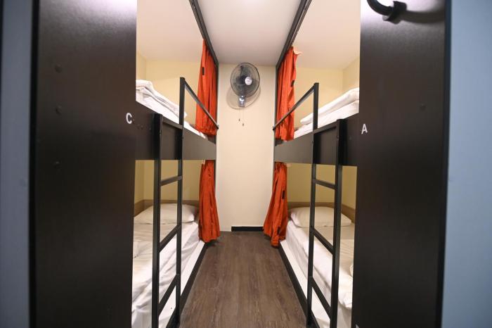 traveller ark hotel and bunks
