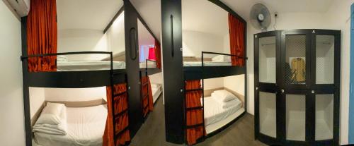 traveller ark hotel and bunks