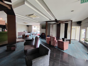 newland hotel by ardens taman pelangi