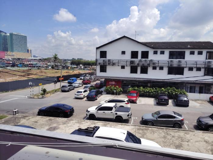 newland hotel by ardens taman pelangi
