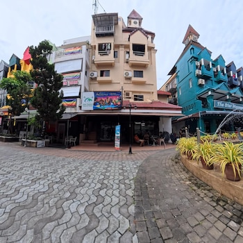 Stay 94 Patong,,2 star