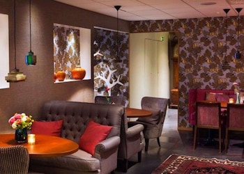 home hotel wellington