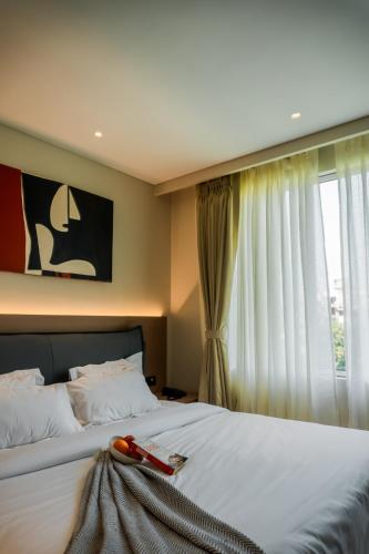 minimaist varanasi city centre