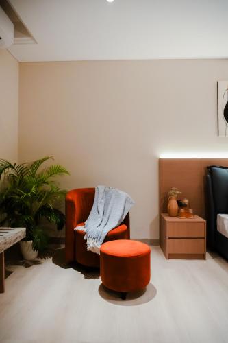 minimaist varanasi city centre