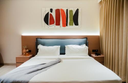 minimaist varanasi city centre