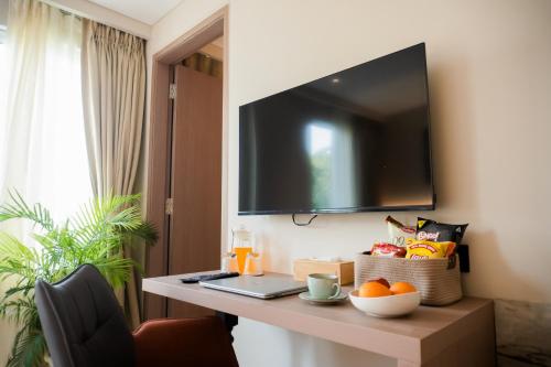 minimaist varanasi city centre