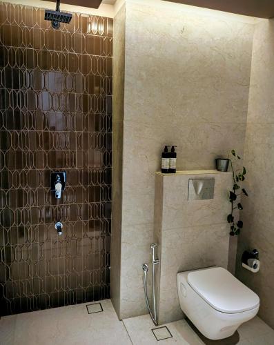 minimaist varanasi city centre