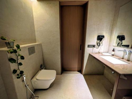 minimaist varanasi city centre