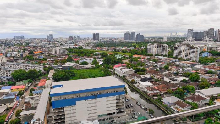 avana bangkok hotel and convention centre