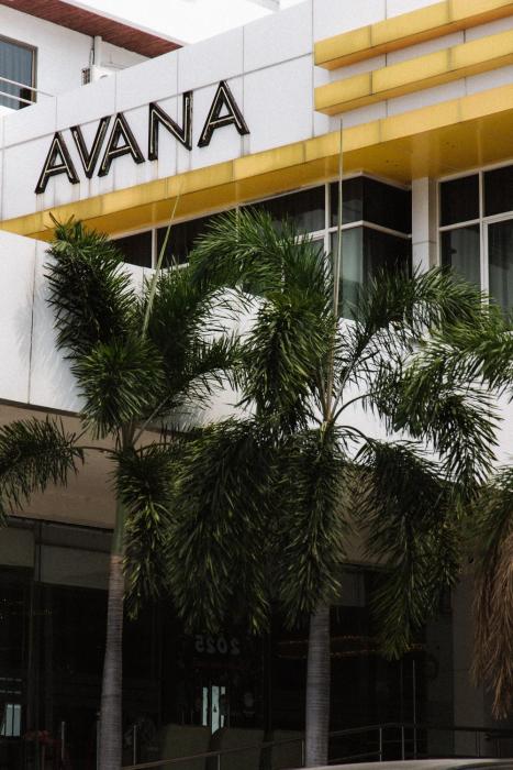 avana bangkok hotel and convention centre