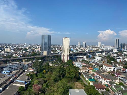 avana bangkok hotel and convention centre