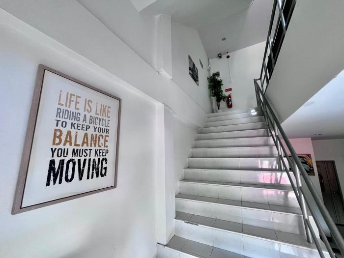 ali house patong