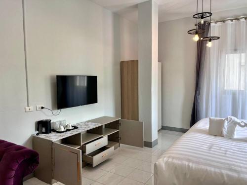 ali house patong