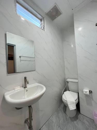 ali house patong