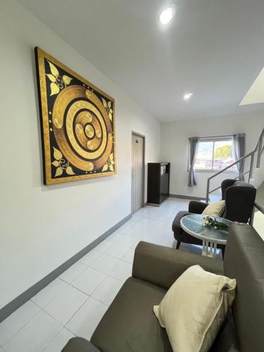ali house patong