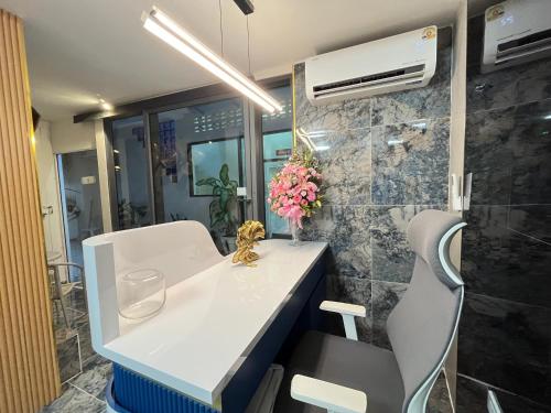 ali house patong