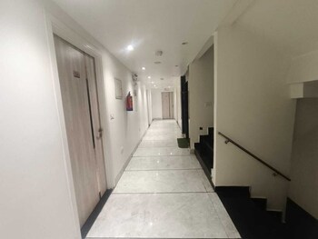 Hotel Red Chilly Adarsh Nagar,,3 star