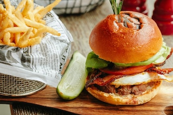 Revere Hotel Boston Common,Suffolk County>>Boston,4 star