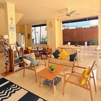 Kata Kata Stay,,2 star