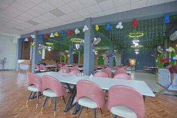 Hotel Om Vilas,,3 star