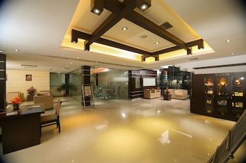 Finch Hotels,,3 star
