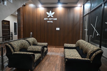 Hotel Arti Cottage,,3 star