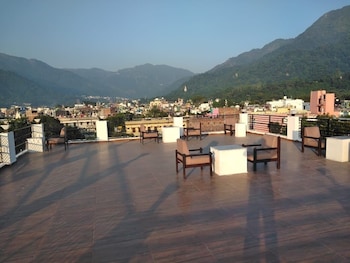 Hotel Arti Cottage,,3 star