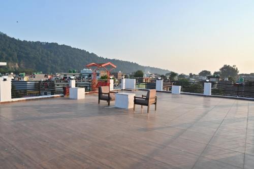 Hotel Arti Cottage,,3 star