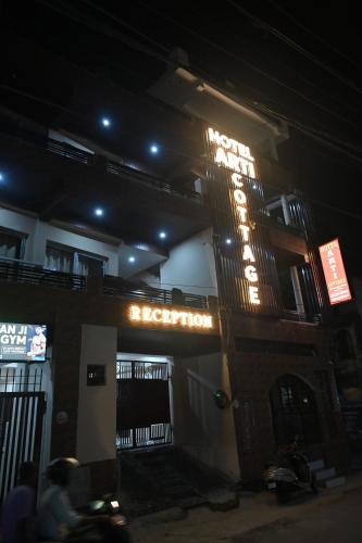 Hotel Arti Cottage,,3 star