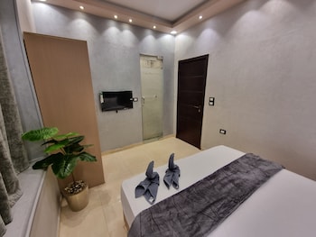 Cairo Plaza Manchester Hotel,6 Bank Misr Street, Fawalah, Abdeen,4 star