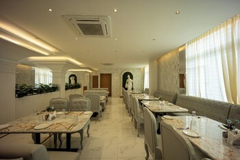 pride heritage hotel