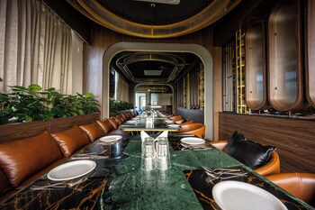 pride heritage hotel