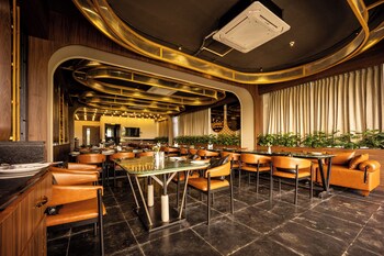 pride heritage hotel