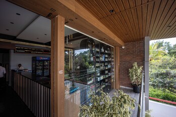 pride heritage hotel