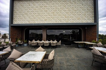 pride heritage hotel