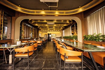 pride heritage hotel