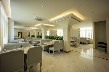 pride heritage hotel