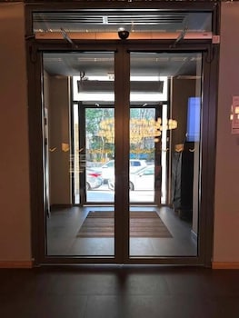 movenpick yerevan opening december 2025