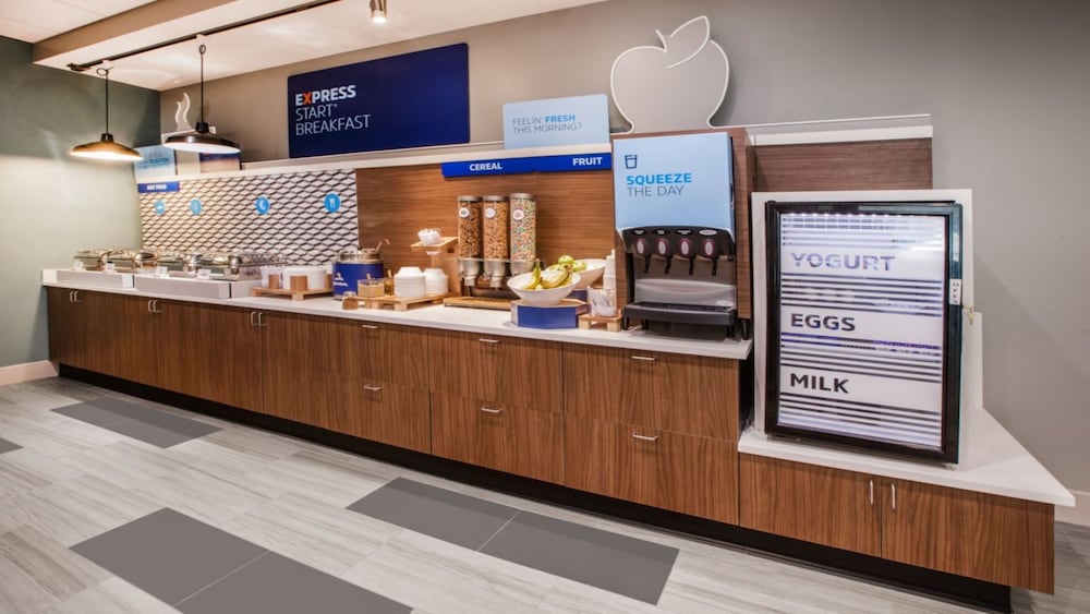 holiday inn express stuart by ihg