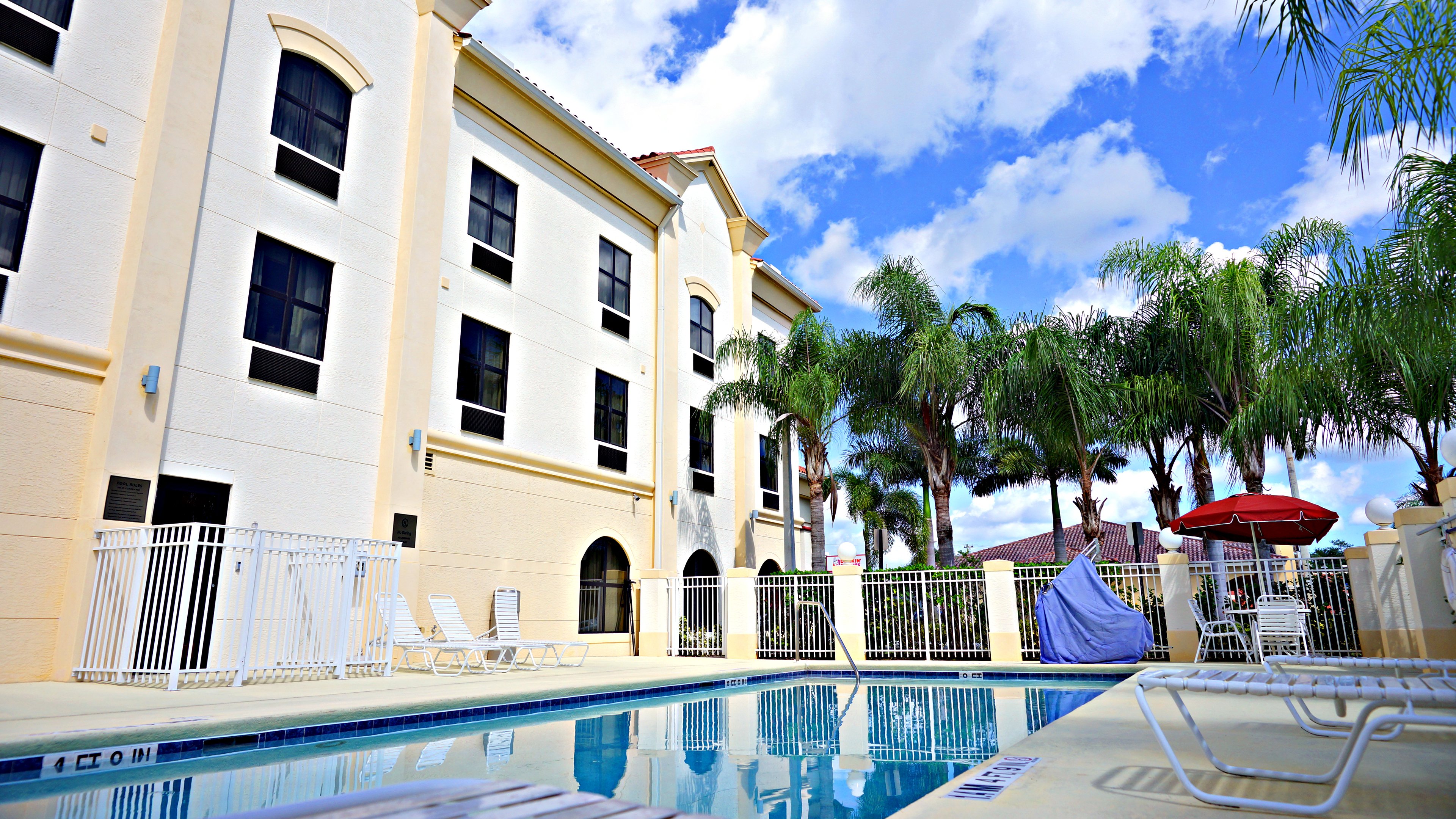 holiday inn express stuart by ihg