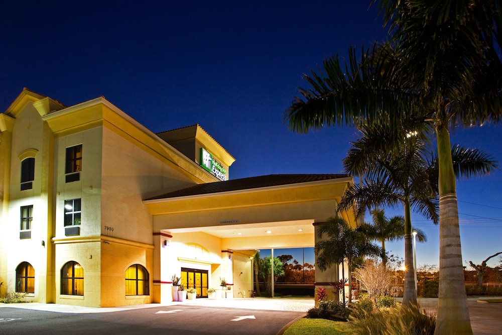 holiday inn express stuart by ihg