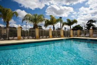 holiday inn express stuart by ihg