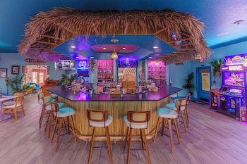 Island Oaks,9664 Nursery Road Boulevard,2 star