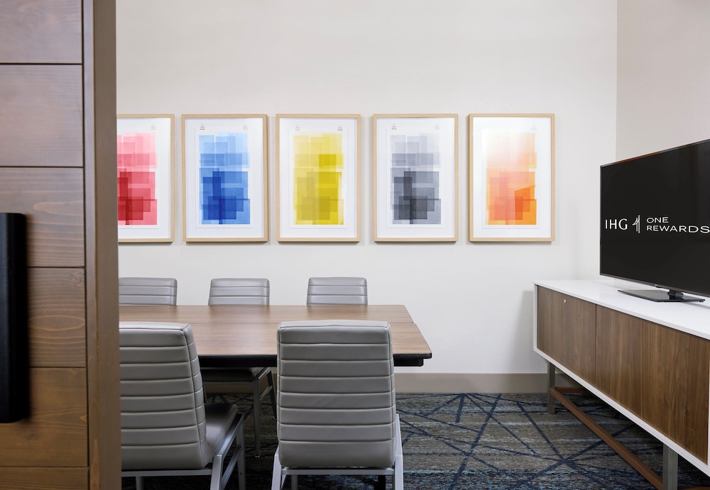 holiday inn express and suites calera north by ihg